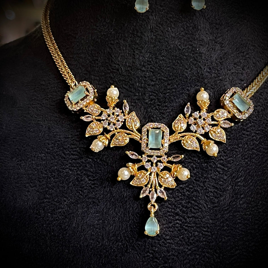 Elegant Luxe Stone Floral Necklace Set