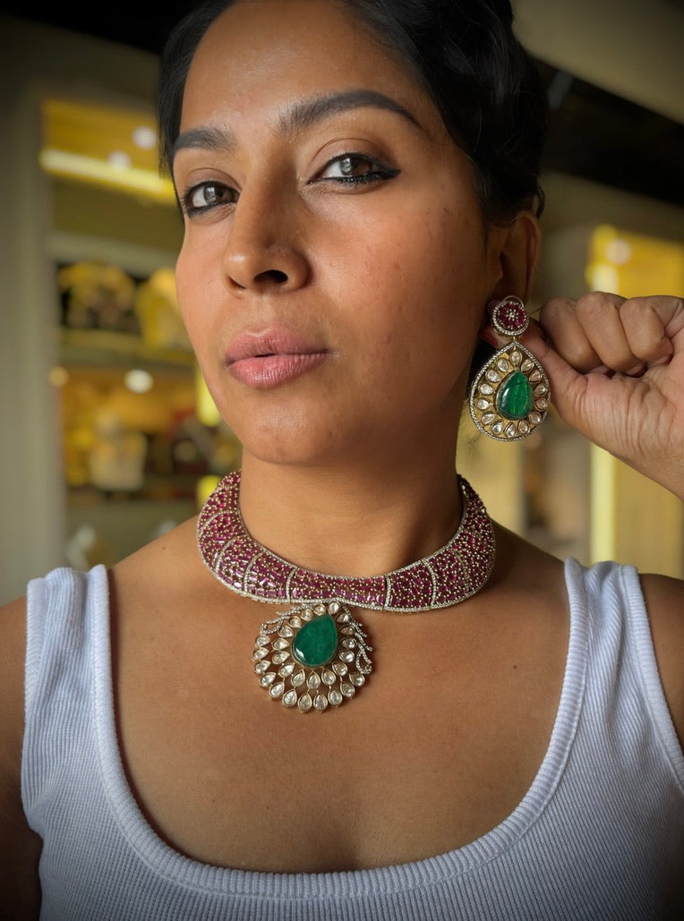 Ruby-Emerald Choker Necklace Set