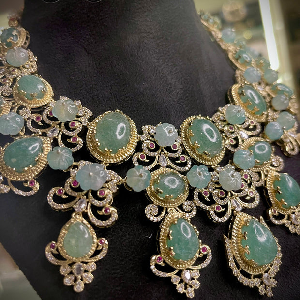 Emerald-like Natural Stone Choker Necklace Set