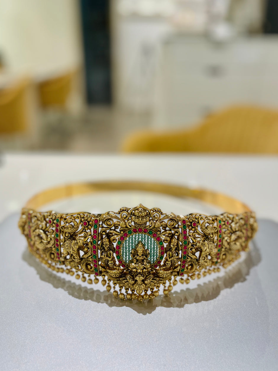 Decorative headband with intricate designs
