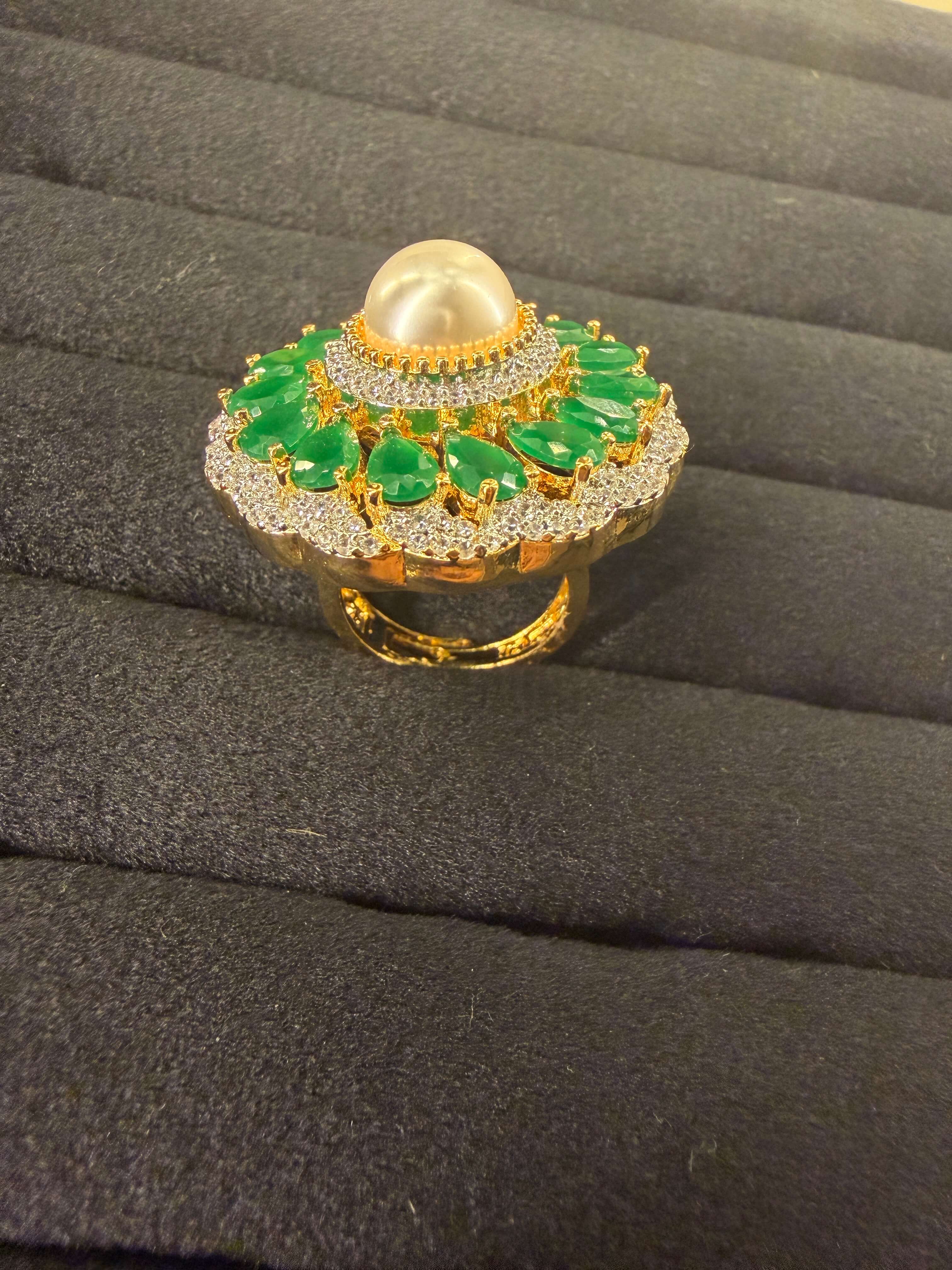 Emerald Pearl Floral Royale Ring