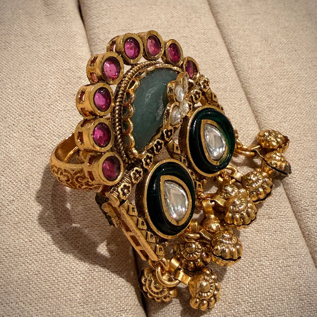Antique Ruby Red & Green Rajwadi  Ring with Ghungroo