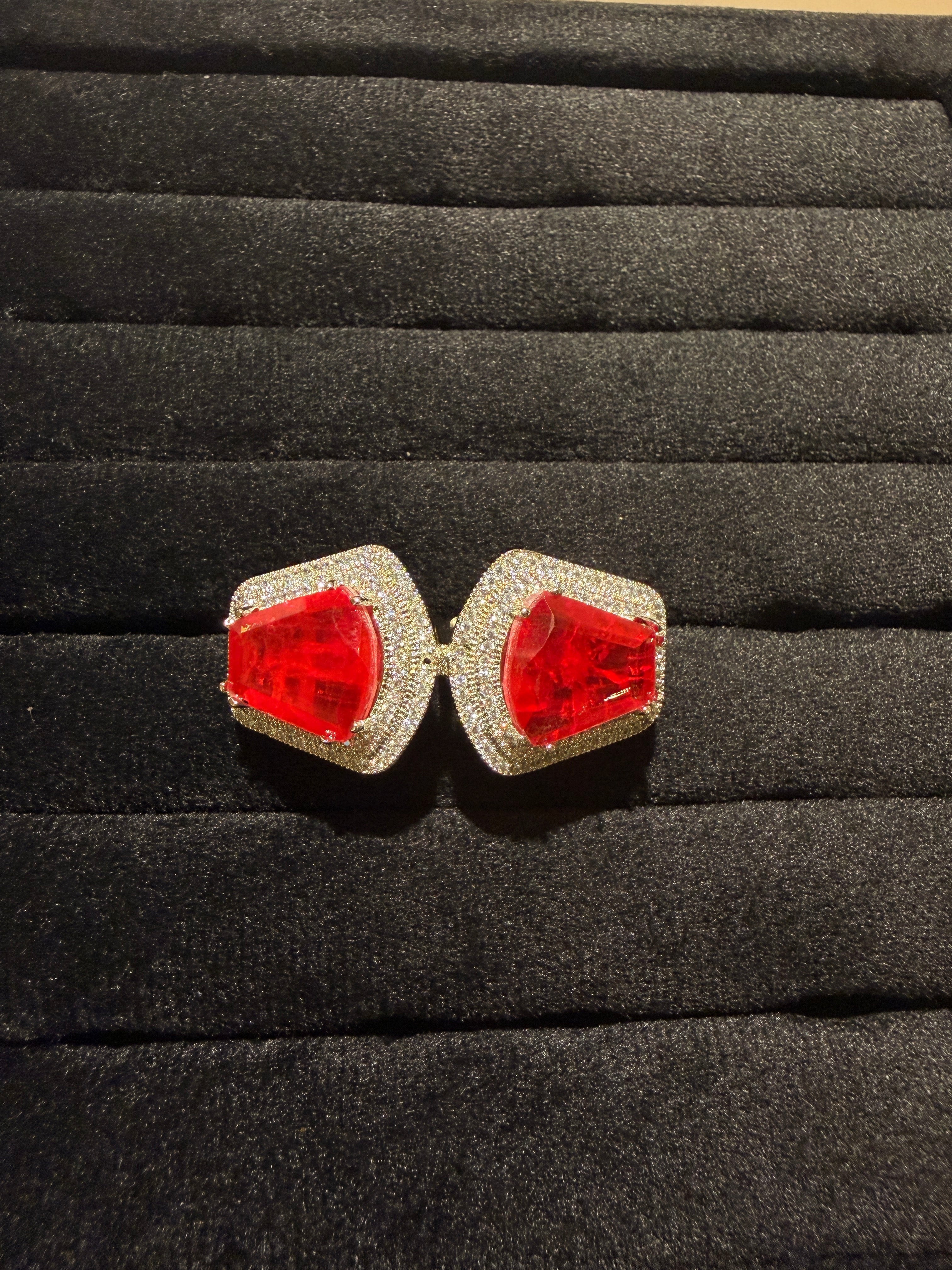 Luxe Geometric Stone Double Finger Ring