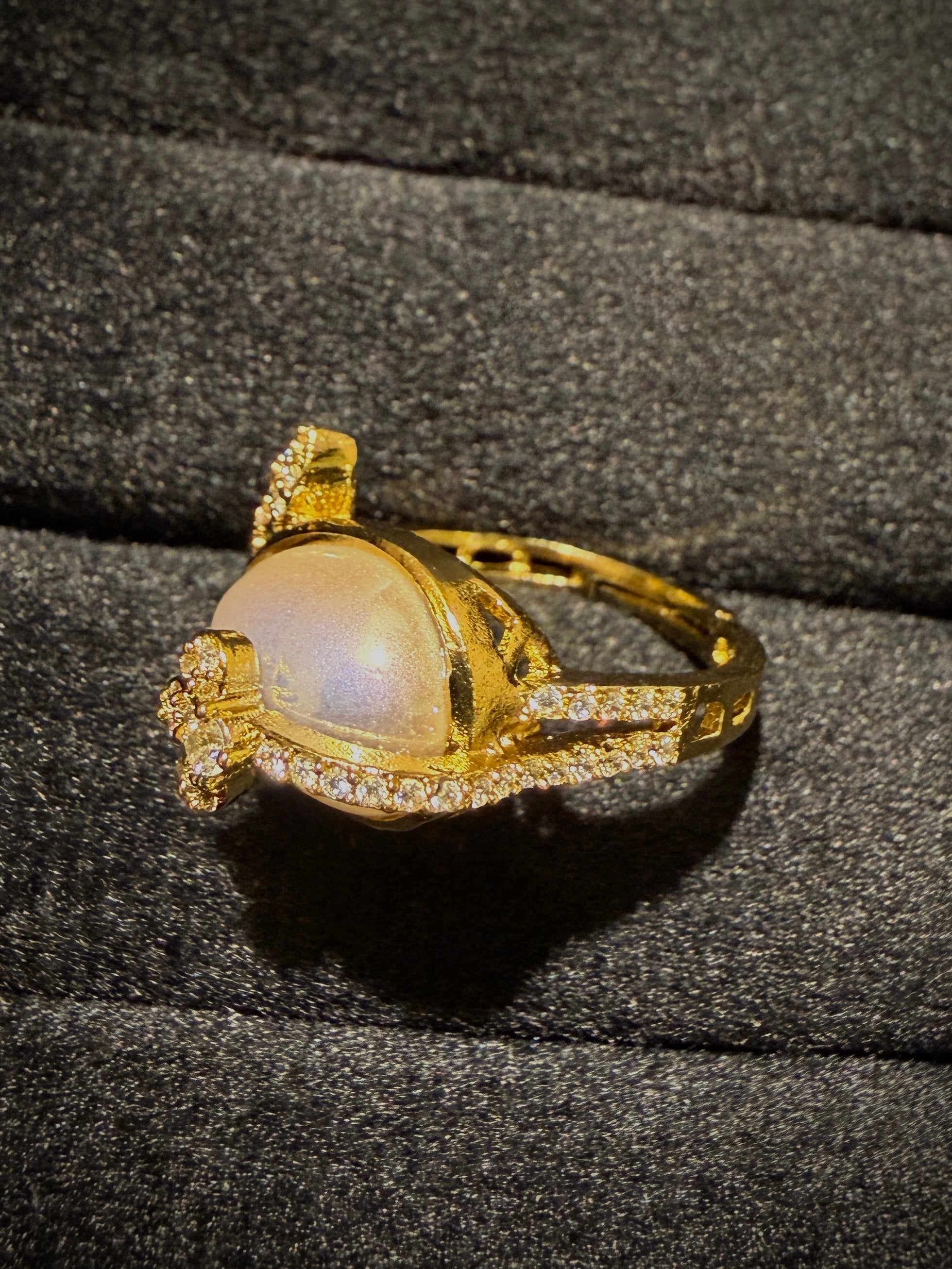 Pearl‑Glow Floral Couture Ring