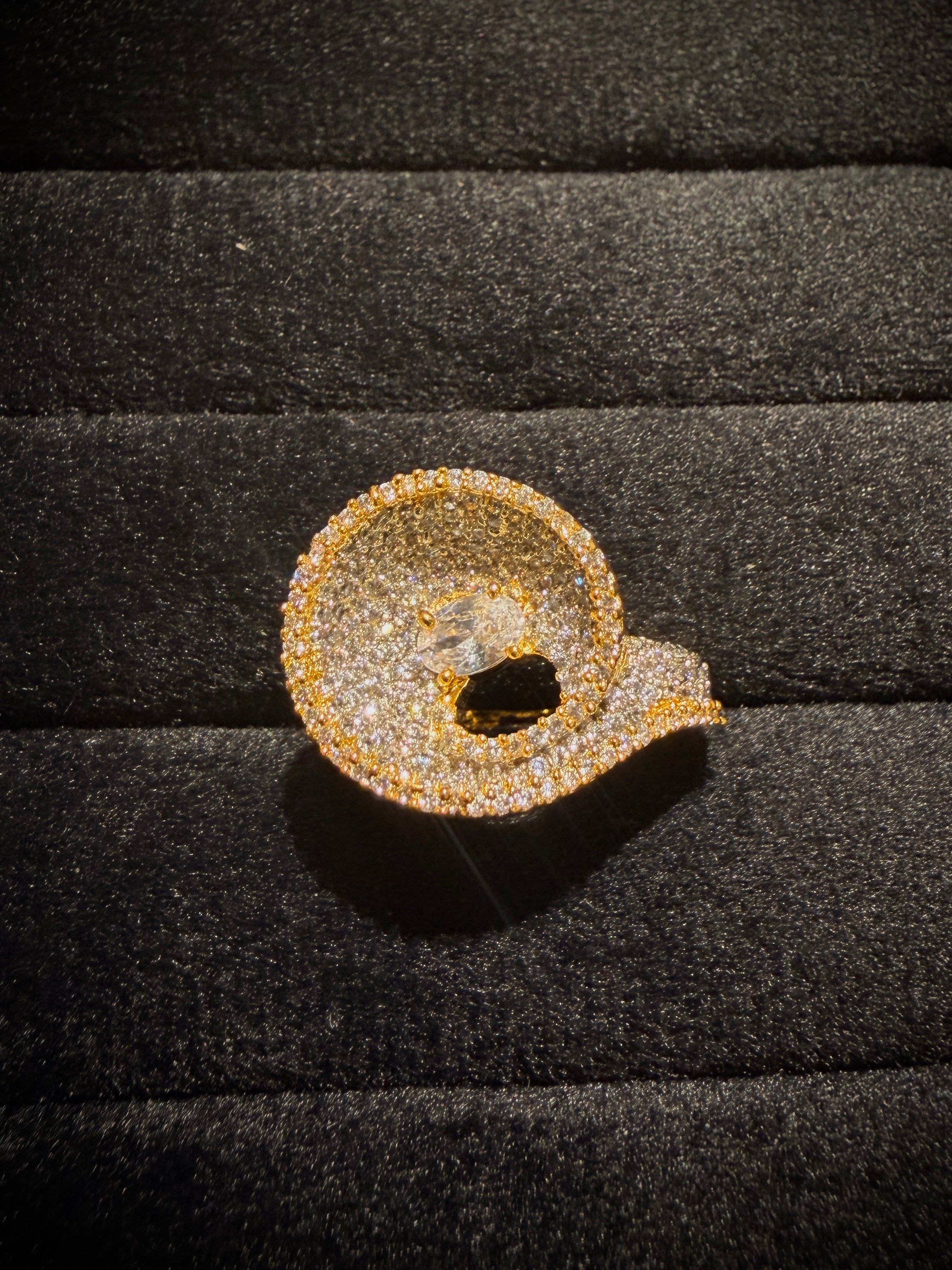 Swirl Pavé Designer Ring