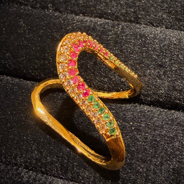 Elegant Curved Pavé Stone Ring