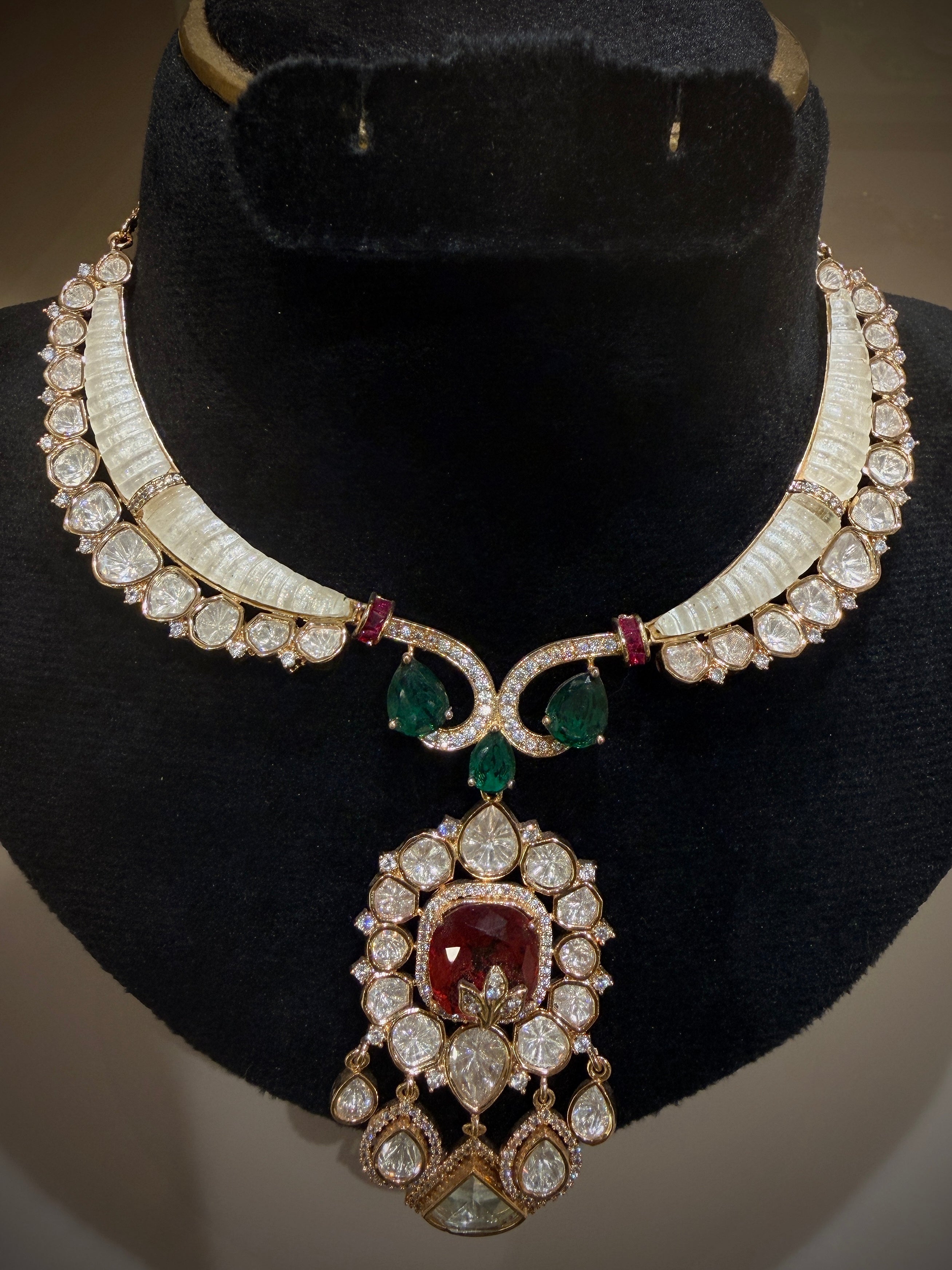Ruby MOP Polki Hasli Choker Set