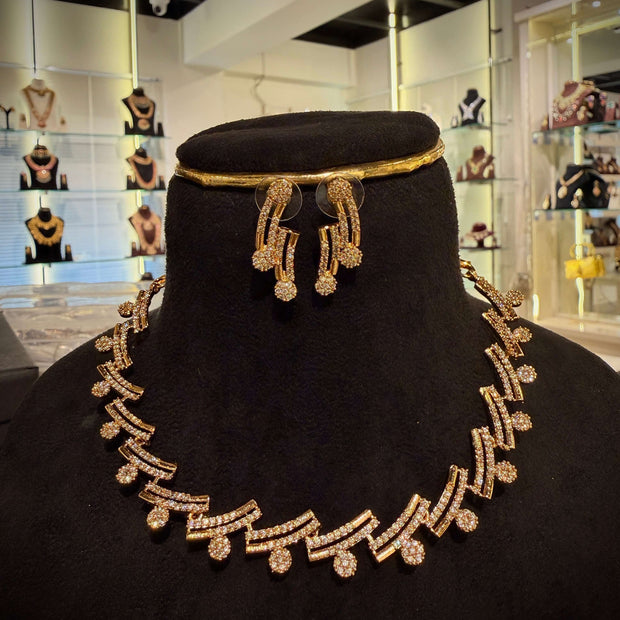 Elegant Drop Choker Necklace Set