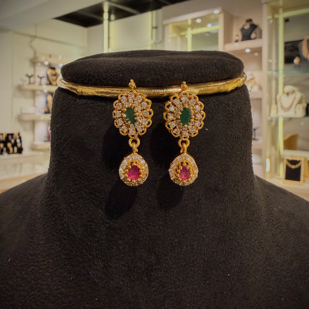 Ruby‑Green Pearl Fan Necklace Set