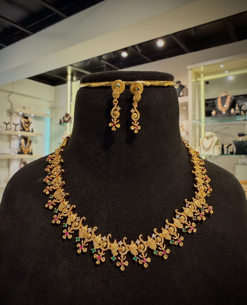 Antique Gold Floral Necklace Set