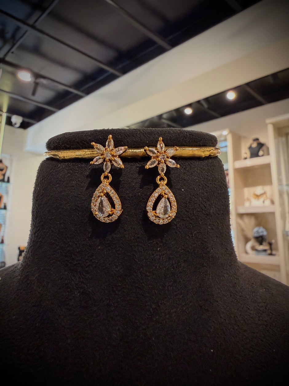 Elegant CZ Teardrop Necklace Set