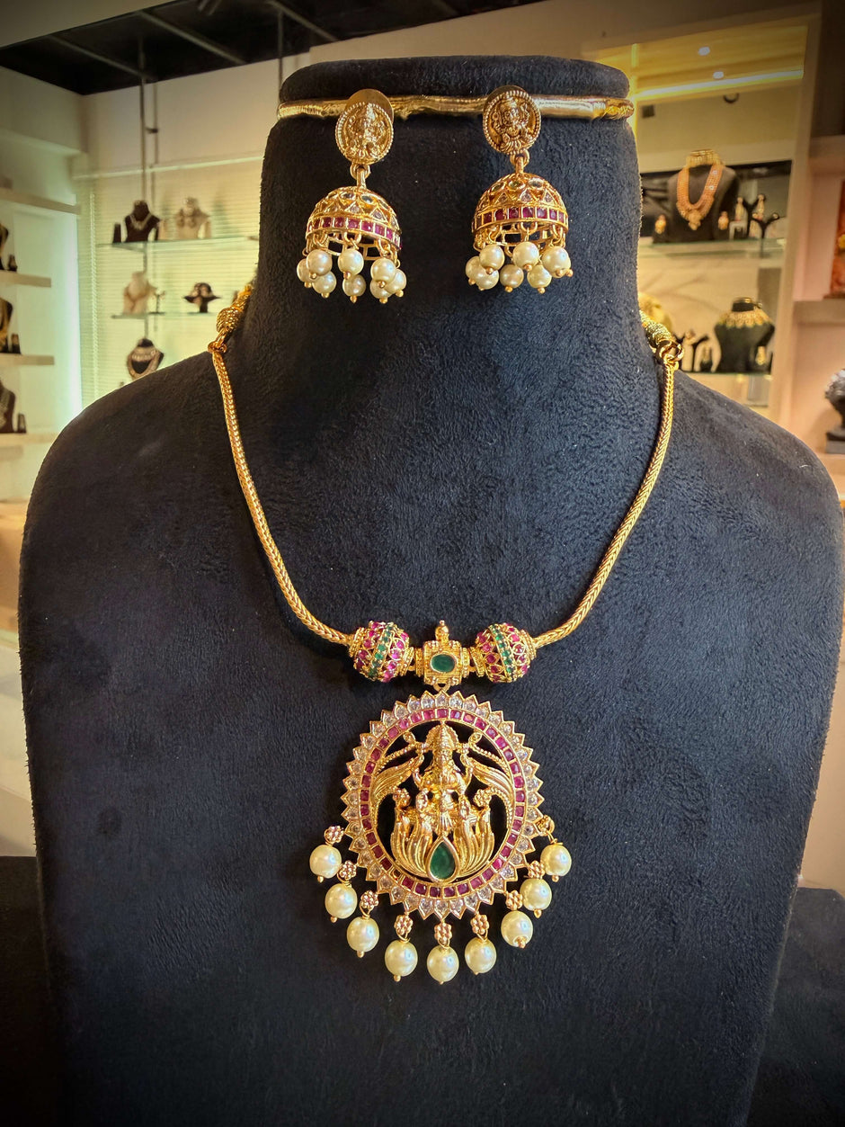 Festive Temple Pearl Necklace Set