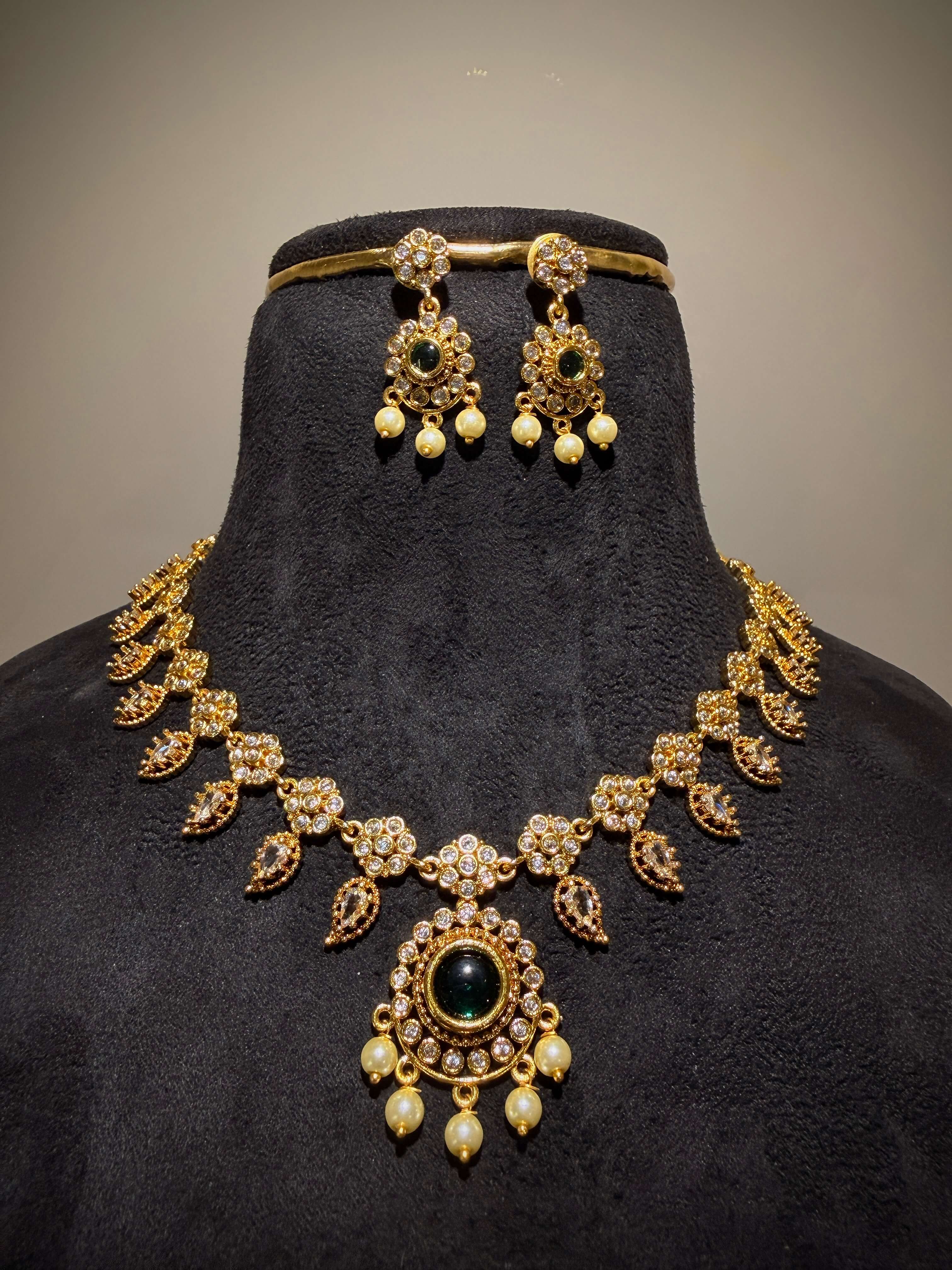 Antique Stone Pearl Drop Neckalce Set