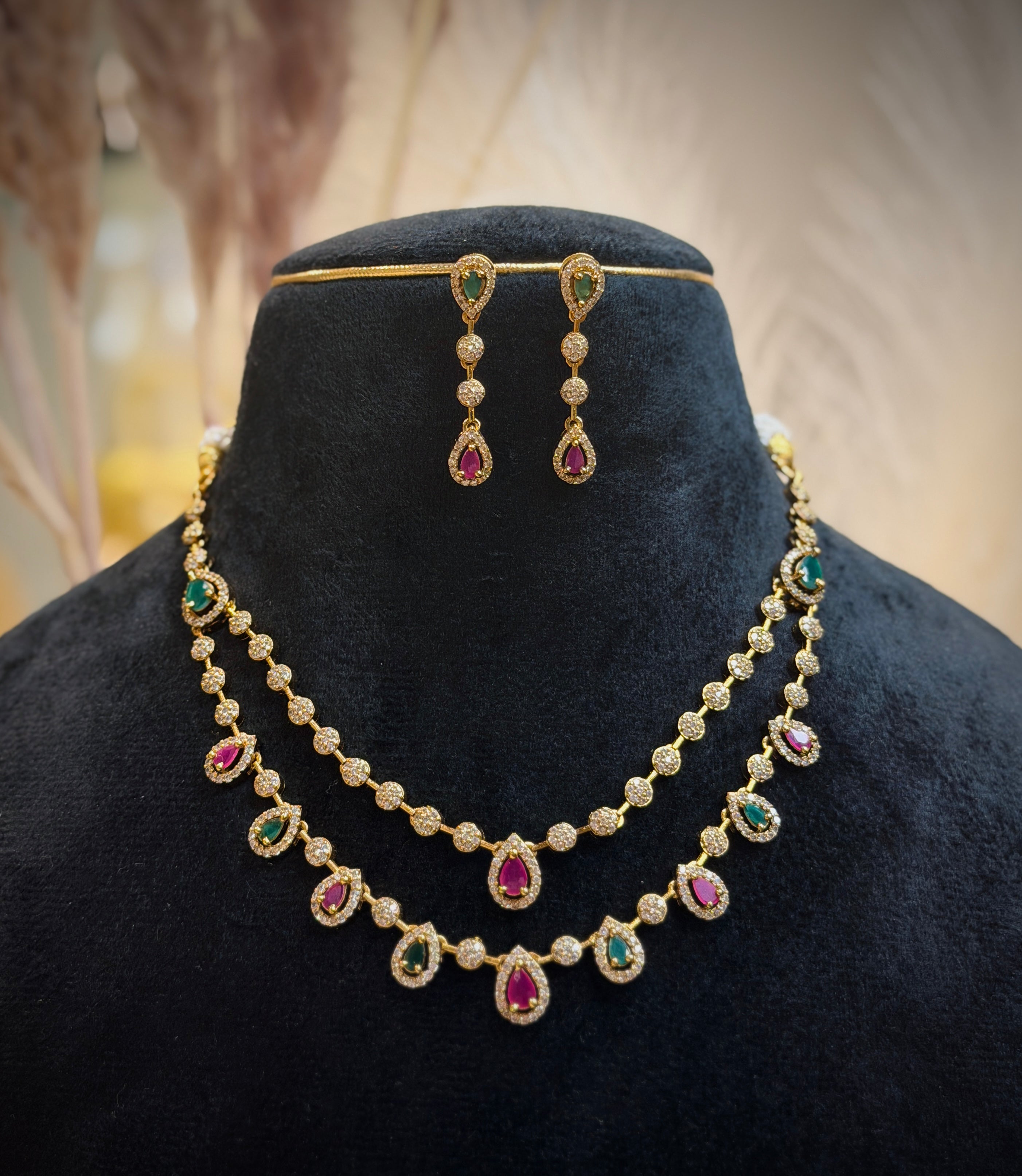 Emerald‑Ruby Double Layer Teardrop Choker Necklace Set