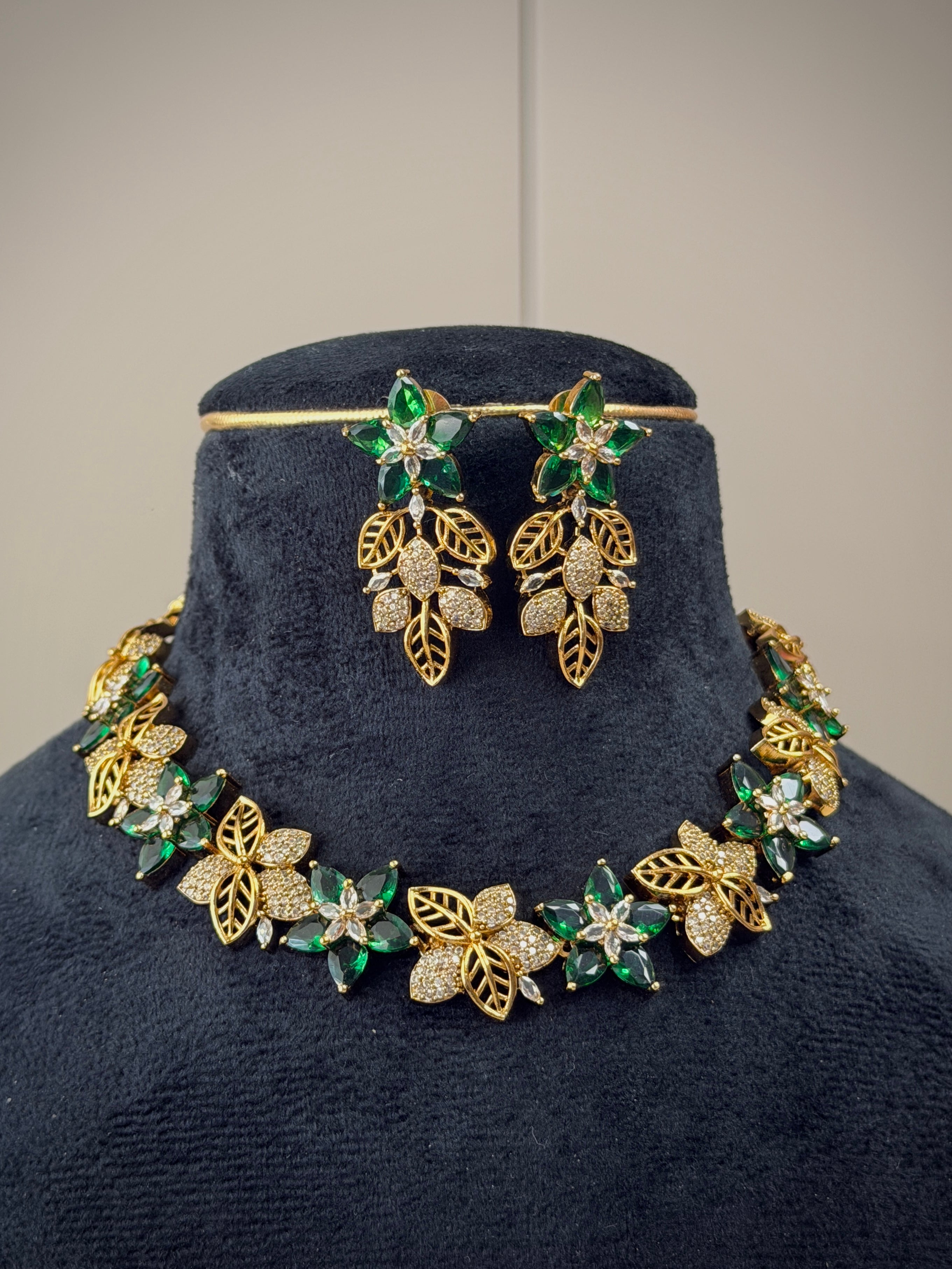 Blossom Crystal Flower Necklace Set