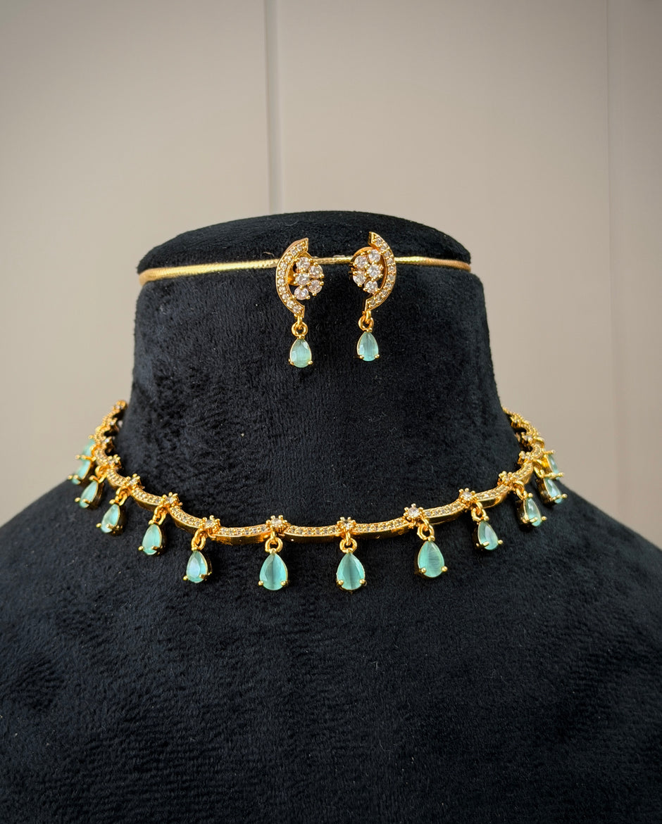 Tear Drop Stone Choker Necklace Set