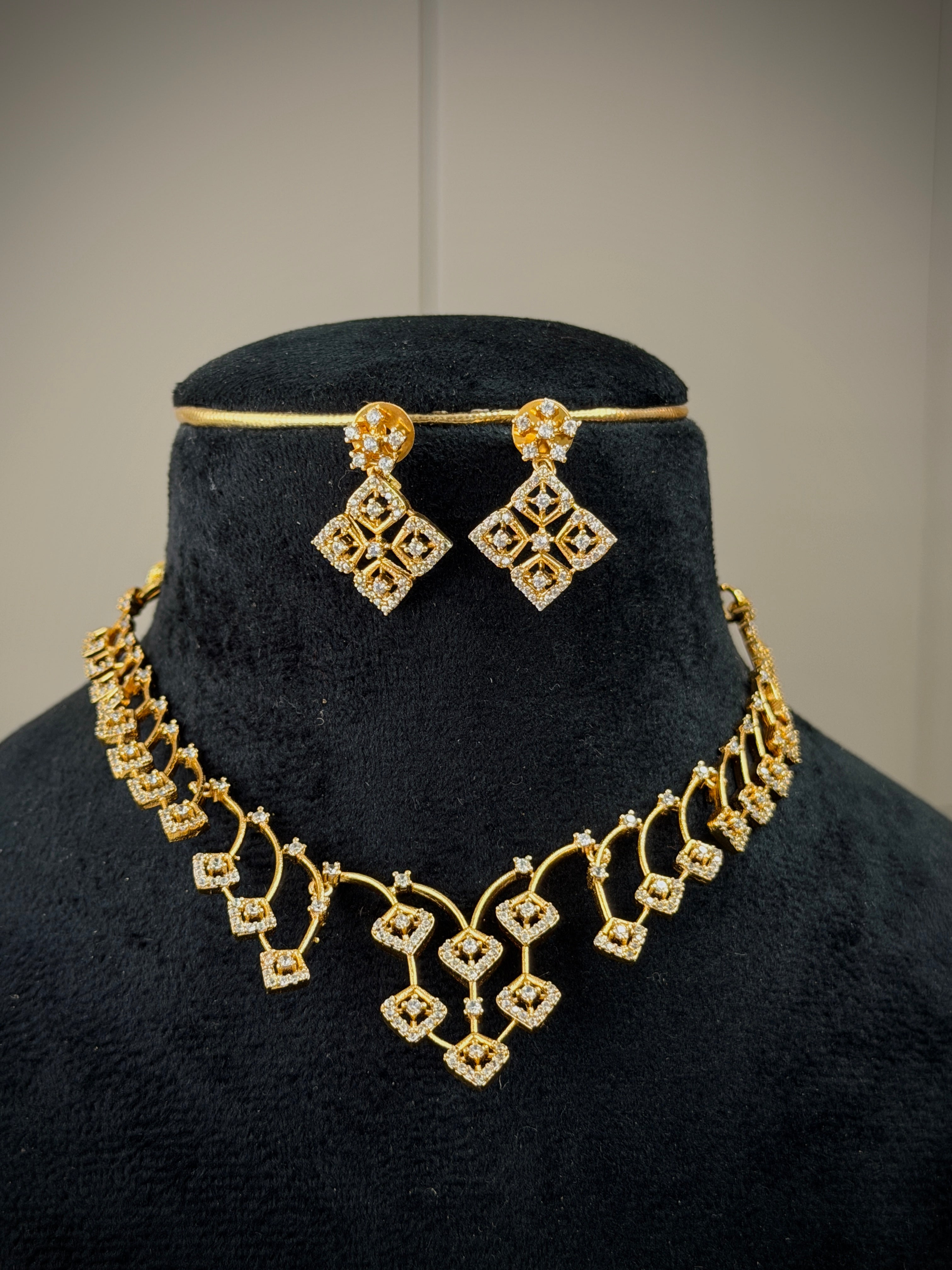 Geometric Square Necklace Set