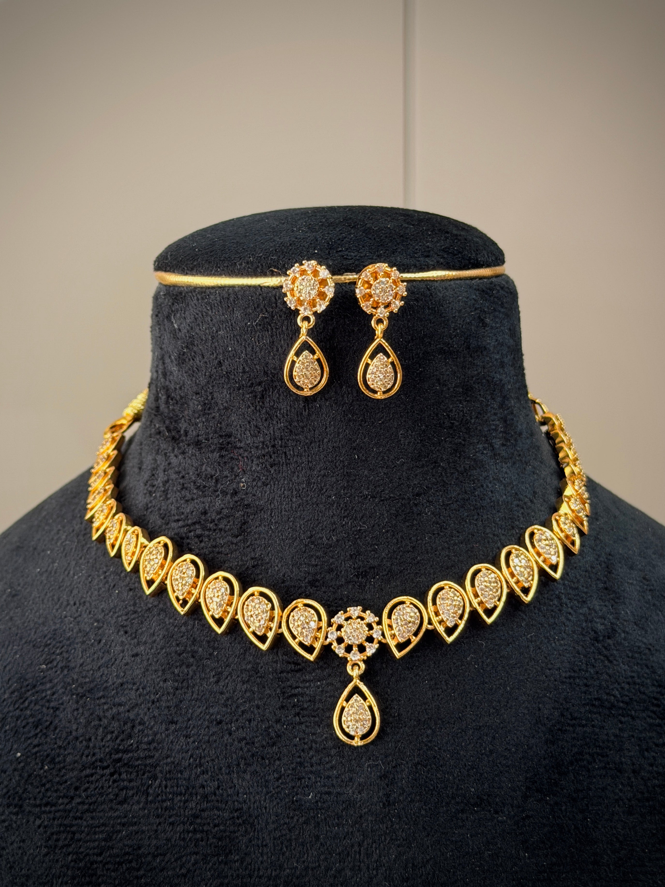 CZ Teardrop Short Necklace Set