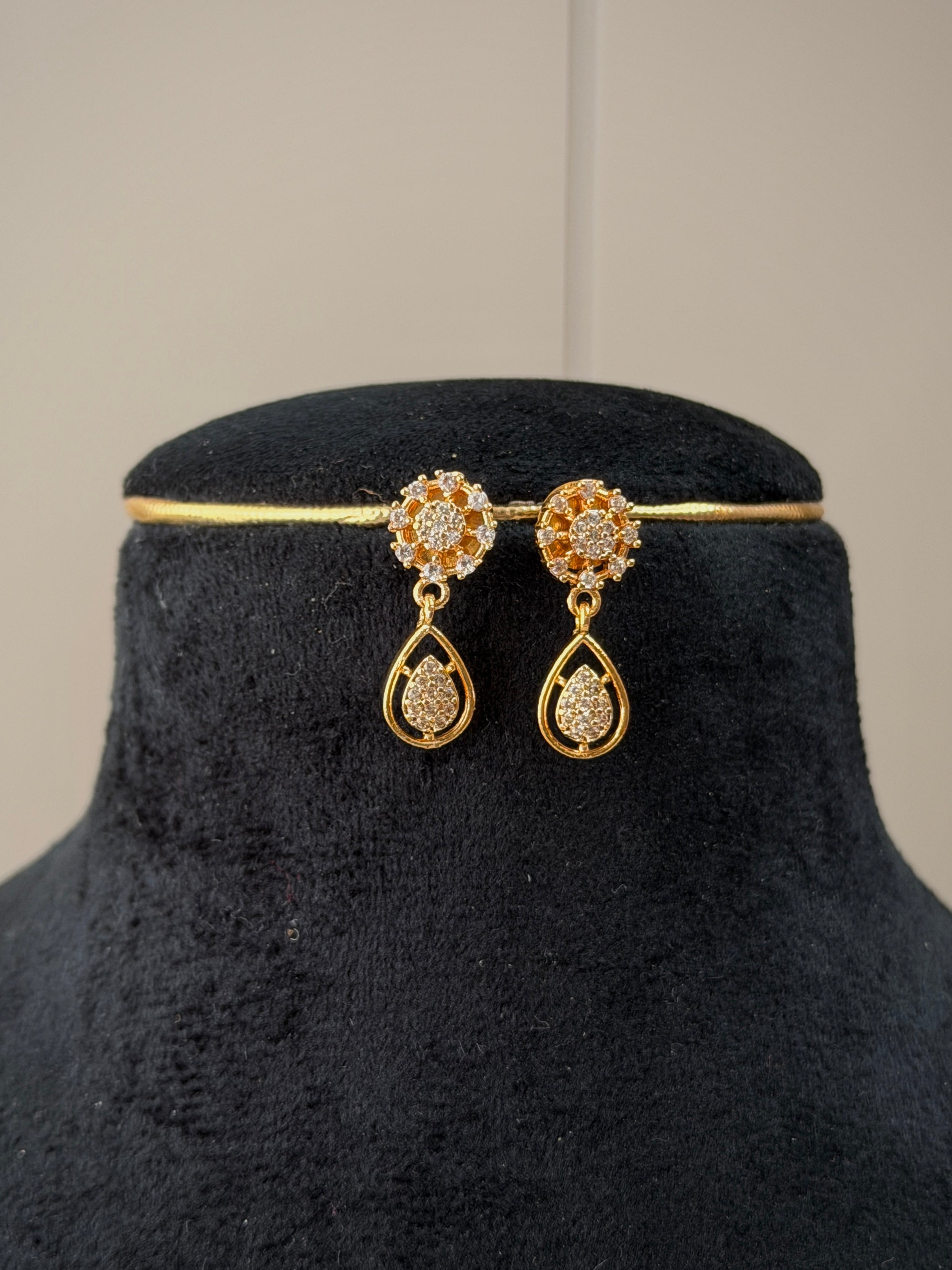 CZ Teardrop Short Necklace Set