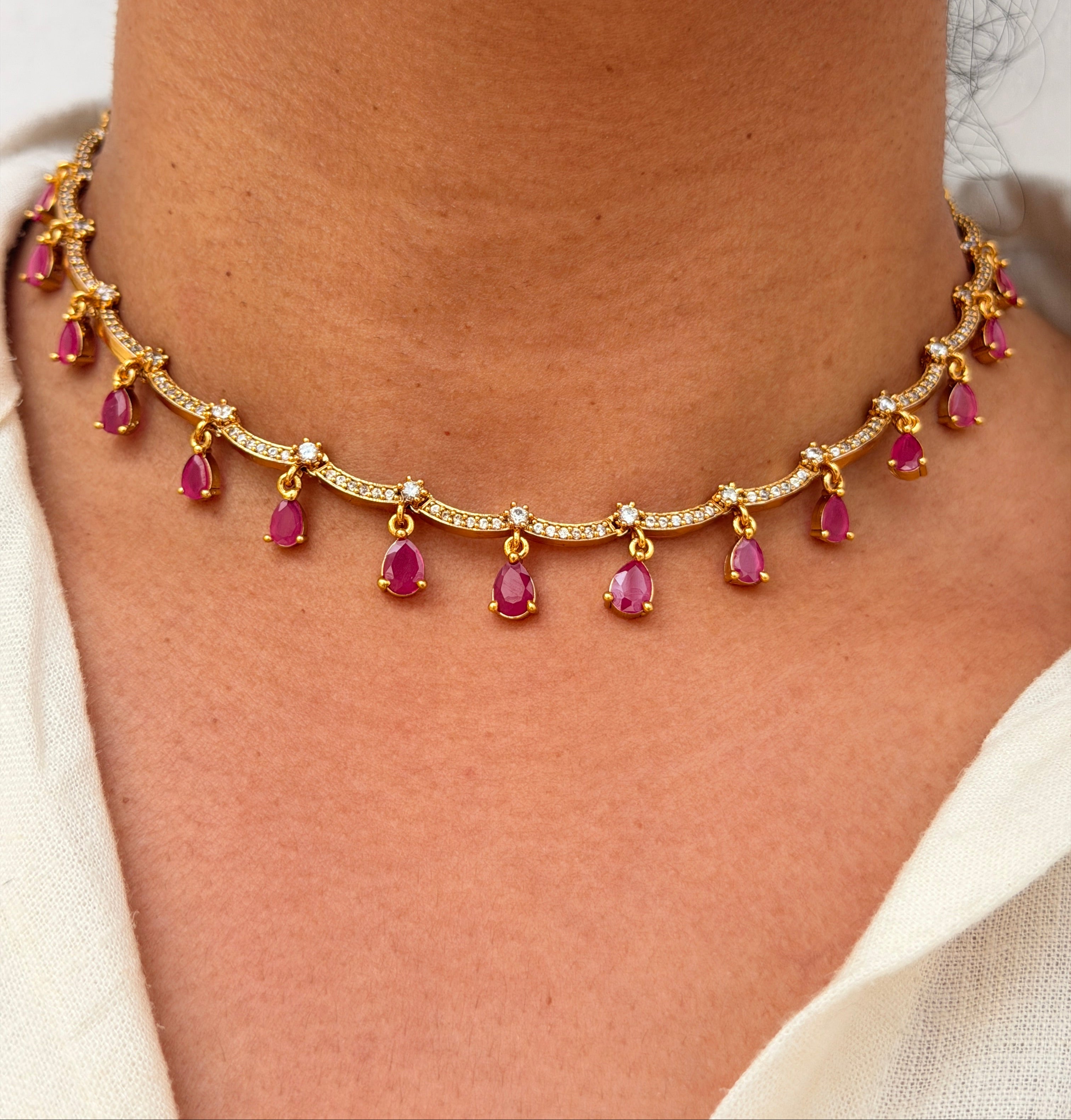 Tear Drop Stone Choker Necklace Set