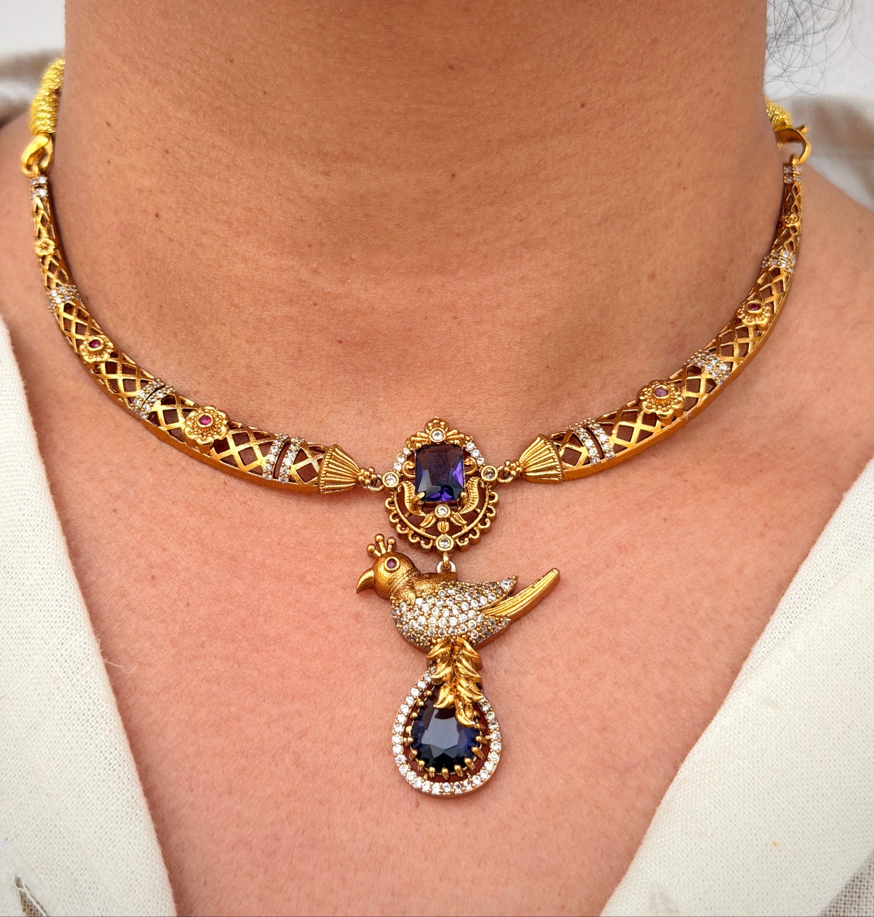 Elegant Peacock Motif Necklace Set