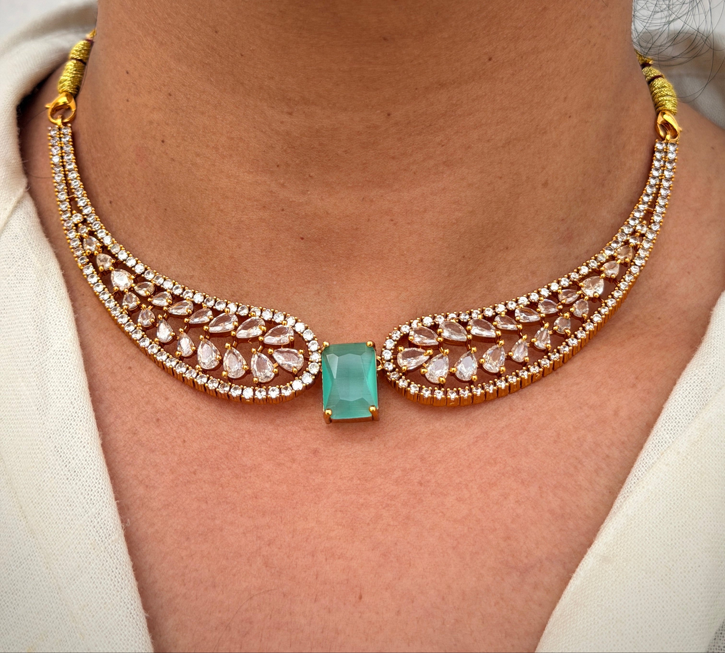 Center Stone Hasli Necklace Set