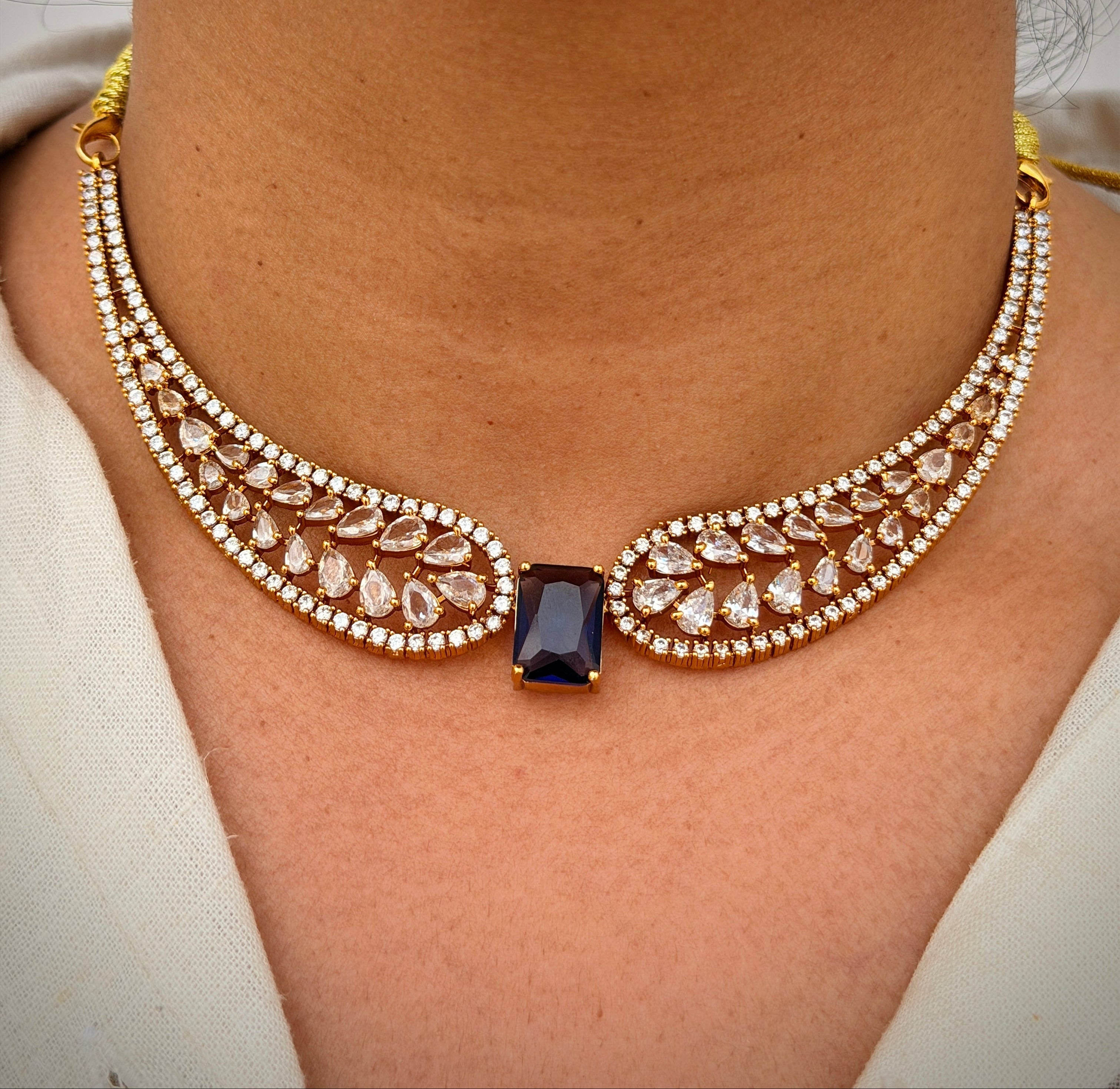 Center Stone Hasli Necklace Set
