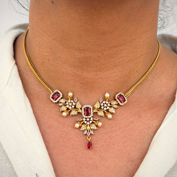 Elegant Luxe Stone Floral Necklace Set