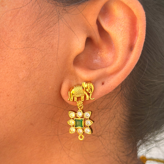 Elephant Motif Green Stone Necklace Set