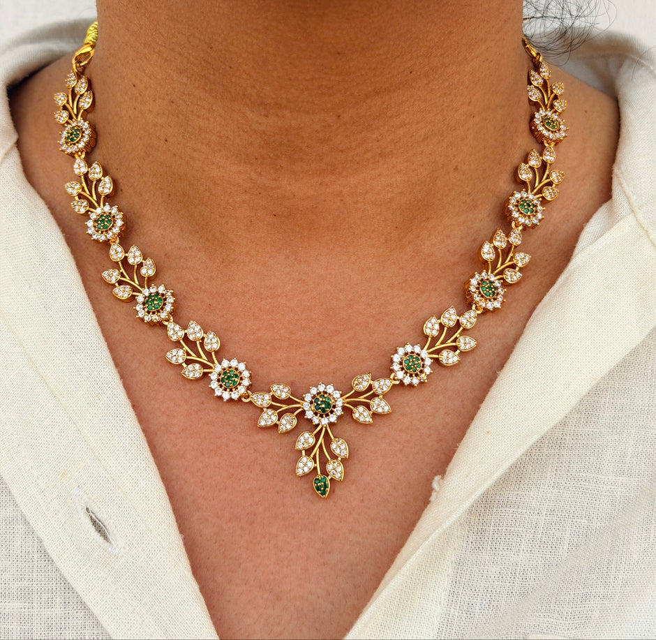 Elegant Green Leave  Necklace Set