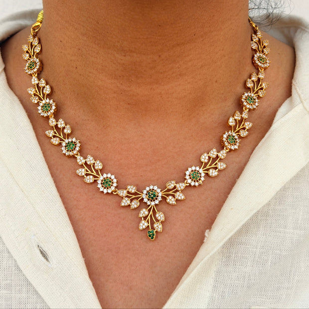 Elegant Green Leave  Necklace Set