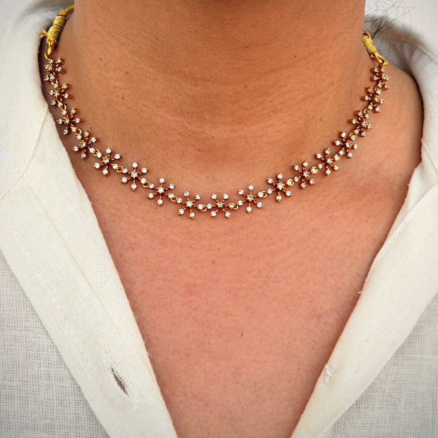 Elegant Cluster Choker Necklace Set