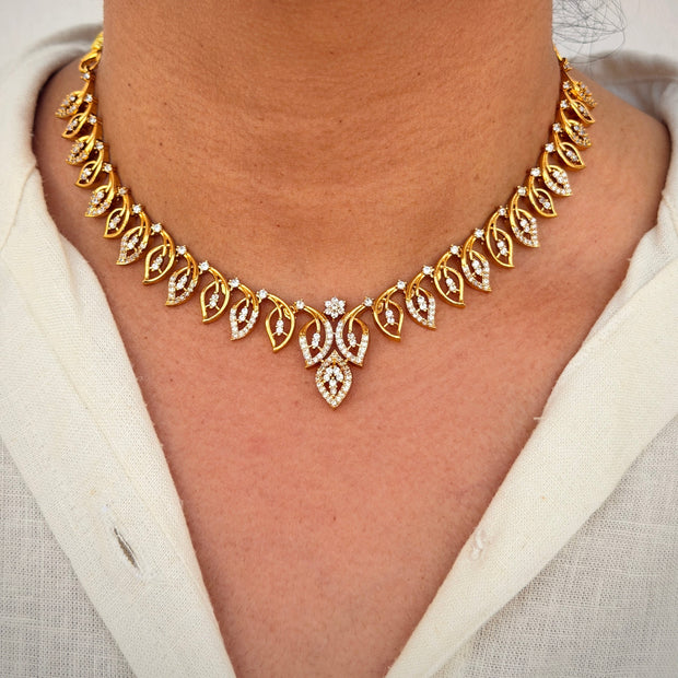 Elegant Leaf CZ Short Necklace Set