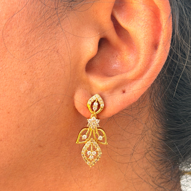 Elegant Leaf CZ Short Necklace Set