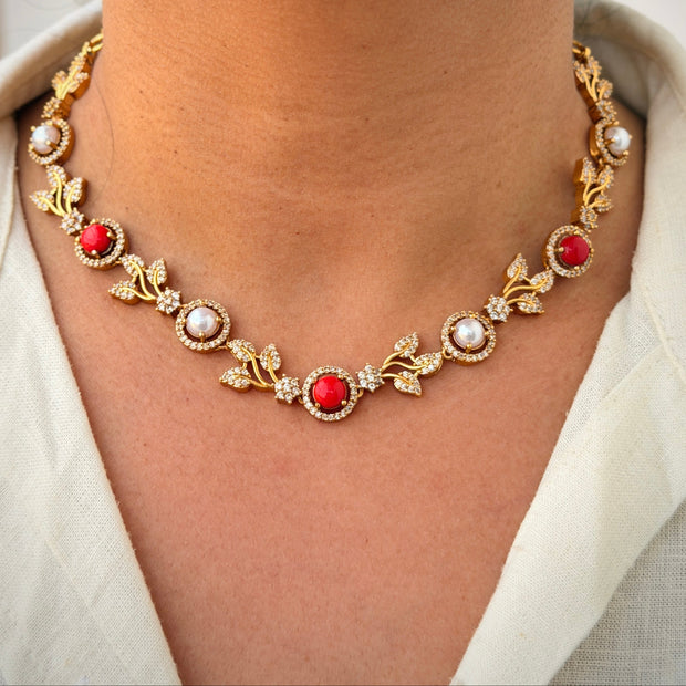 Pearl & Stone Leave Necklace Set