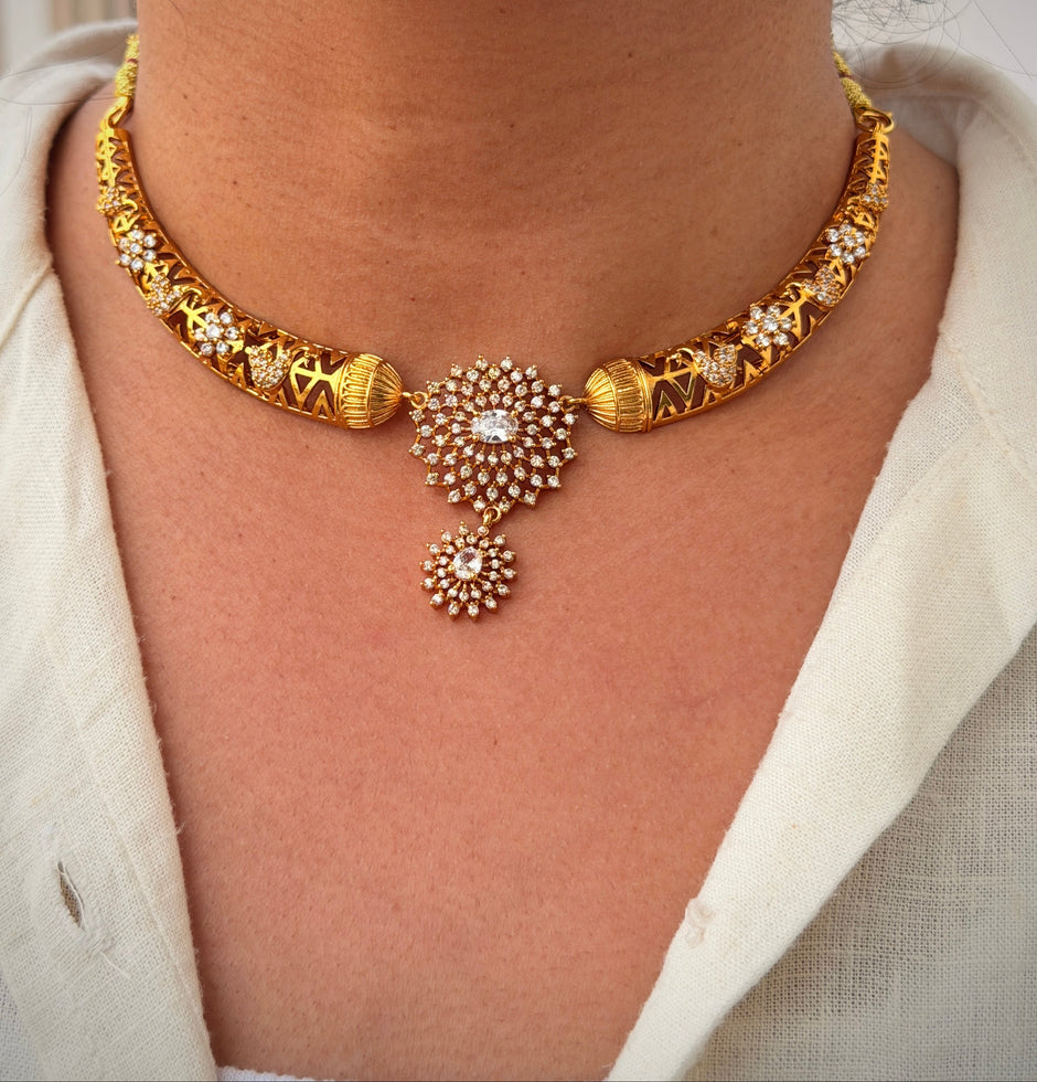 Luxe Sunburst Crystal Necklace Set