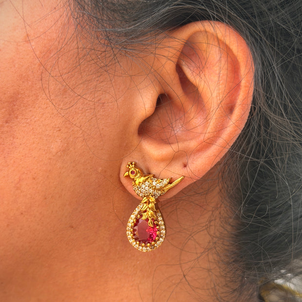 Ruby Bird Motif Necklace Set