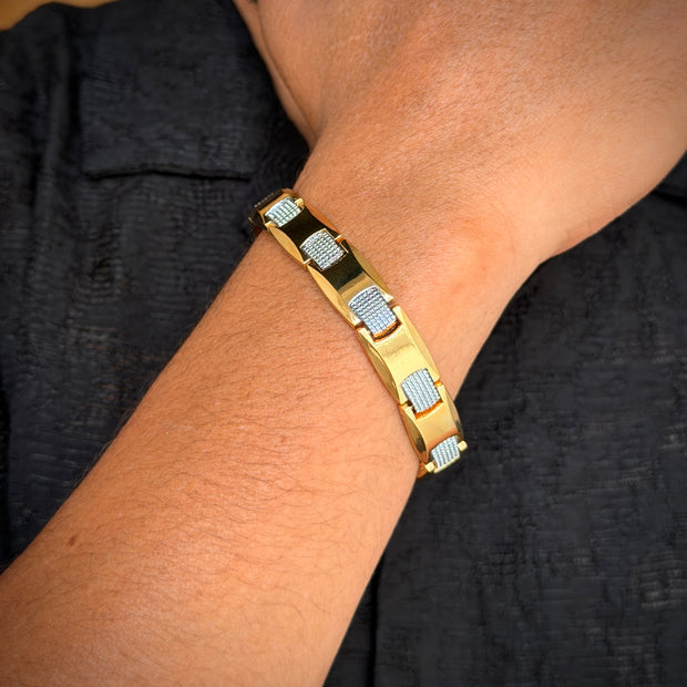 Elegant Textured Dual‑Tone Men's Chain Bracelet