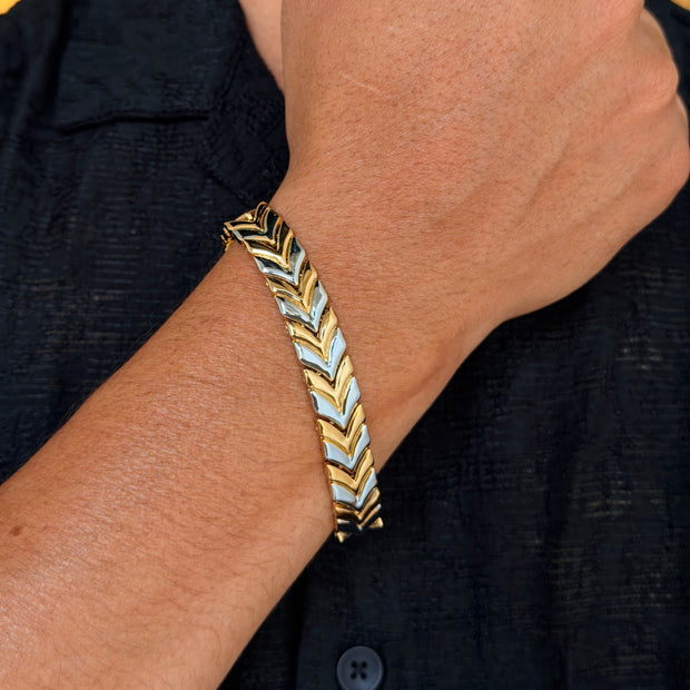 Elegant Dual‑Tone Men's Bracelet