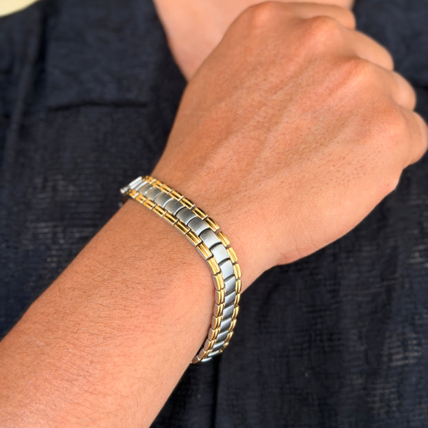 Dual‑Tone Men's Smooth Link Bracelet