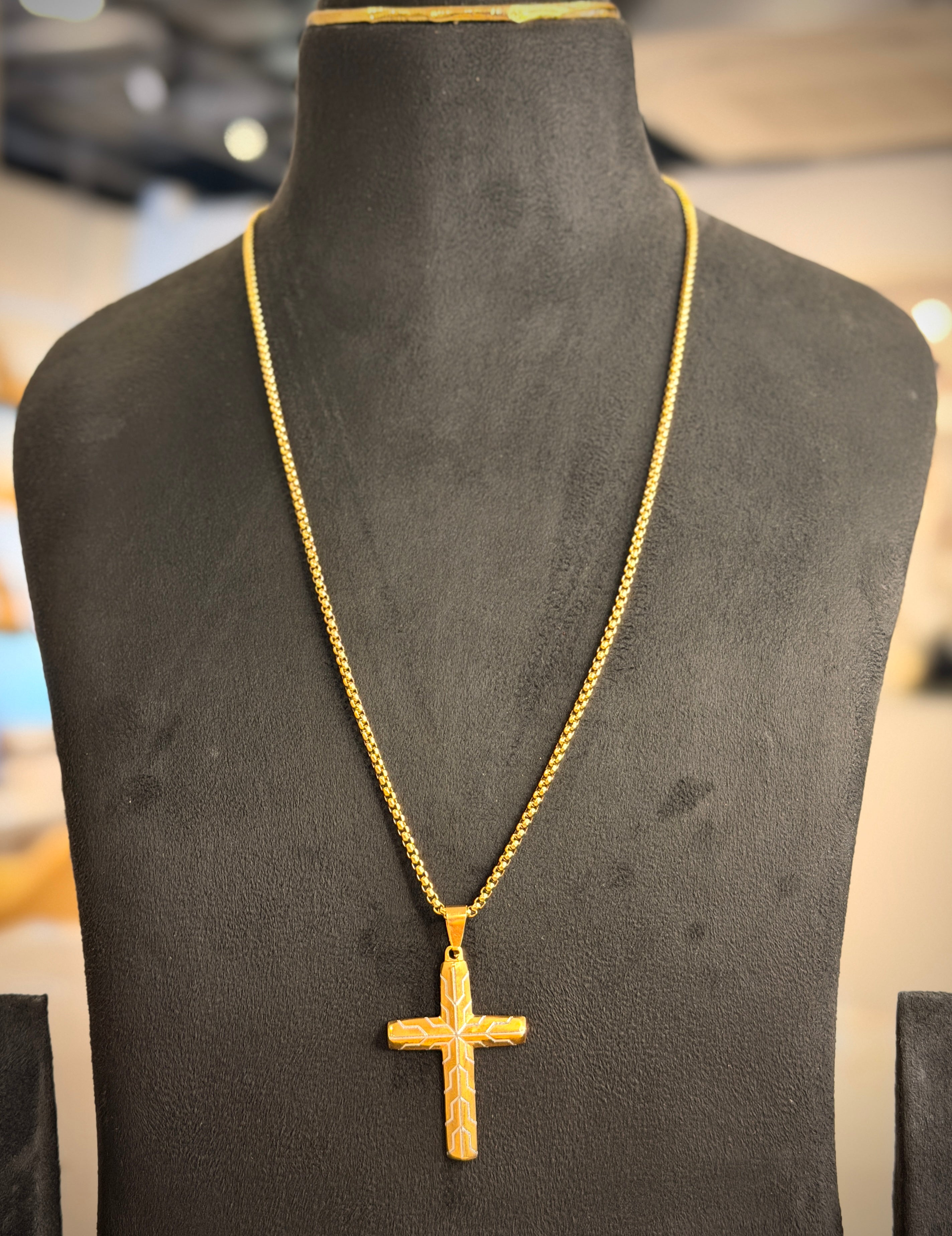 Men's Gold Cross Pendant Chain