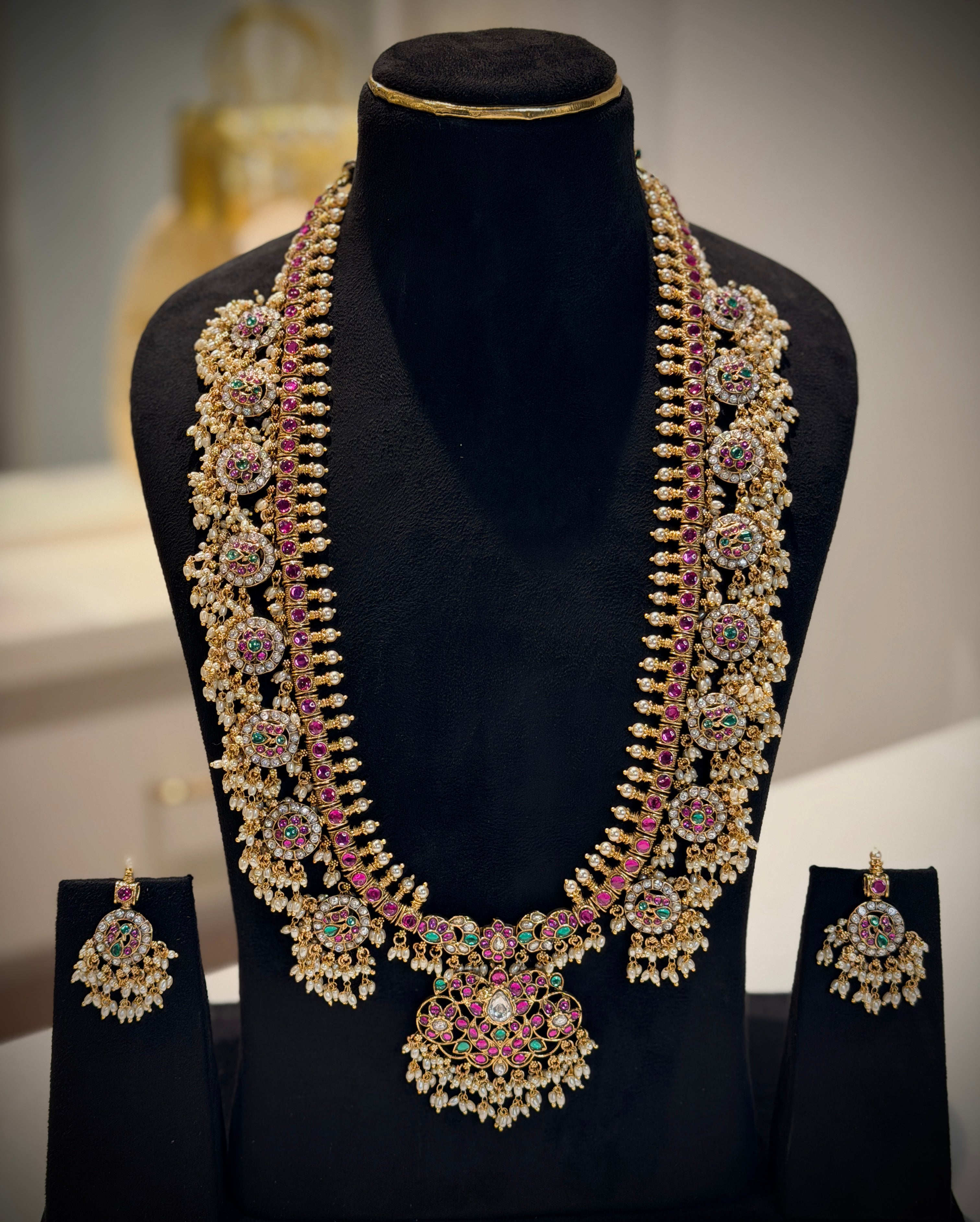 Guttapusalu Grand Long Necklace Set