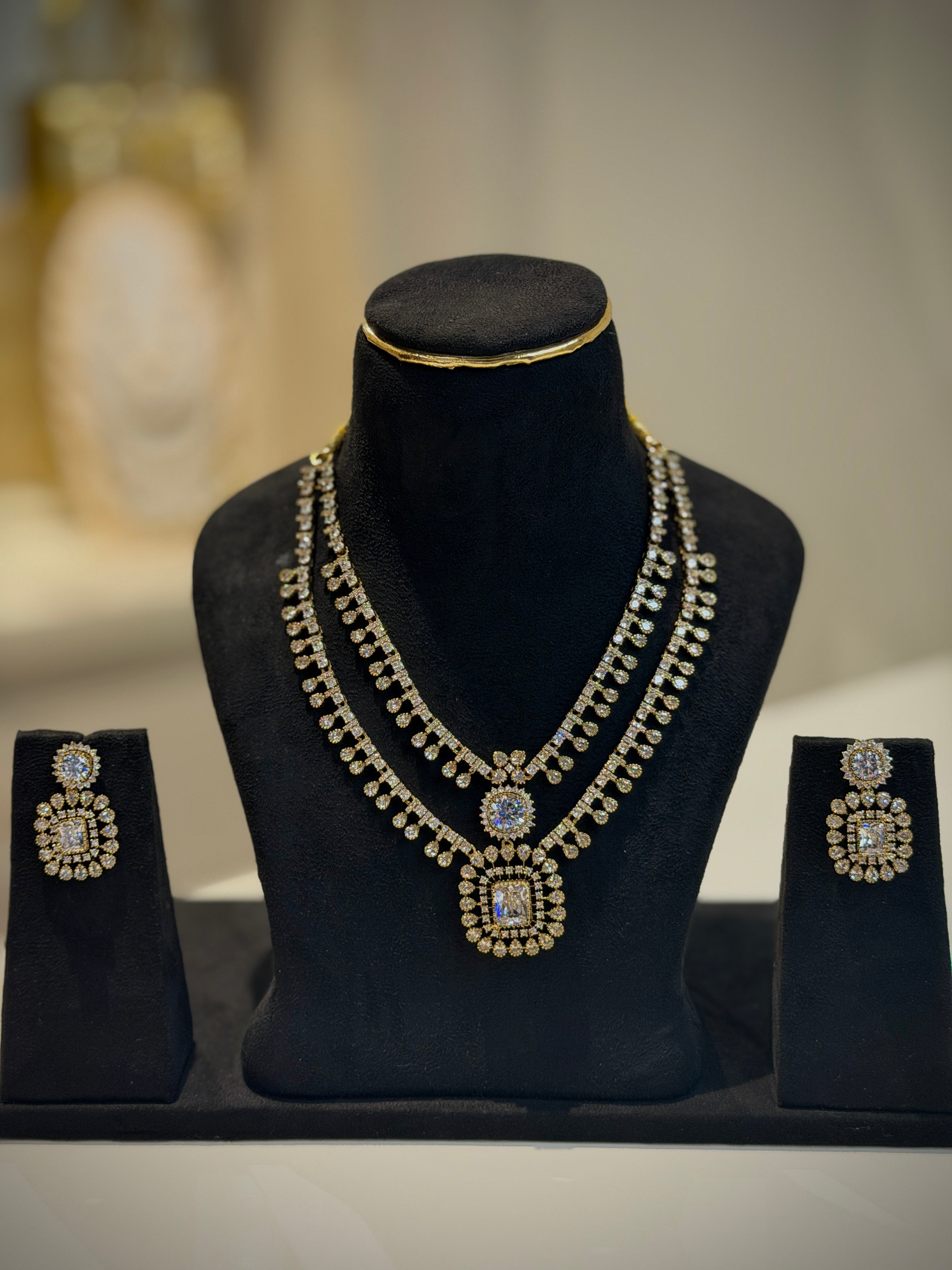 Double-Layer AD Stone Necklace Set