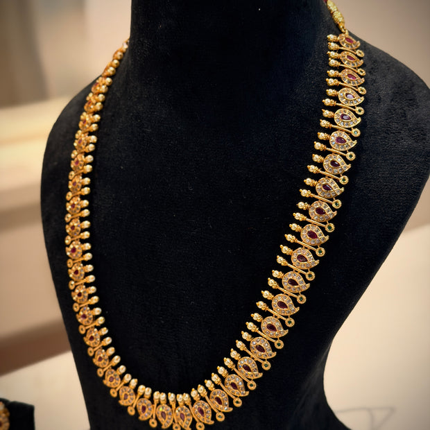 Ruby‑Emerald Mango Long Necklace Set
