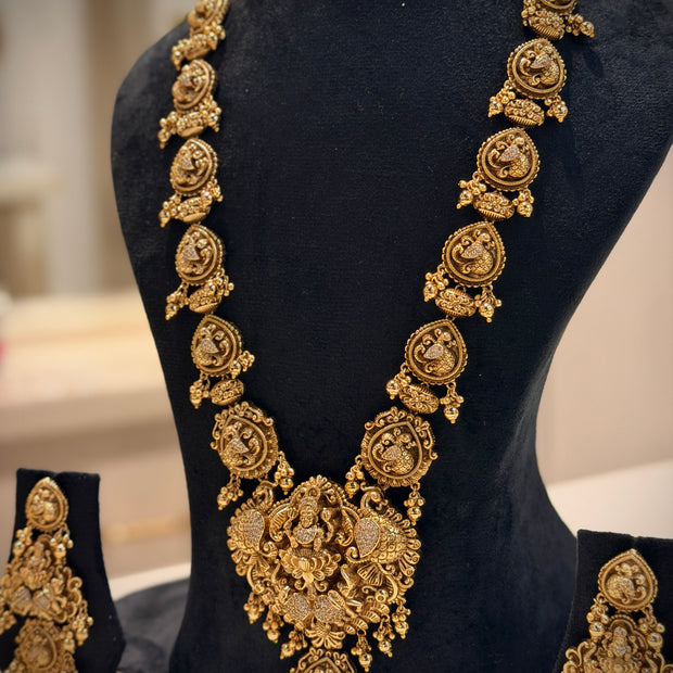 Goddess Lakshmi Pendant Long Necklace Set