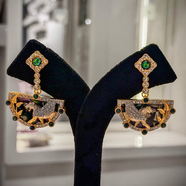 Gold Royal Lioness Dangle Earrings Set