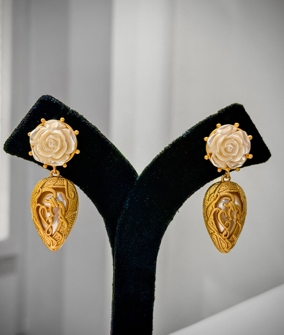 Gold Rose Studs Dangle Earrings Set