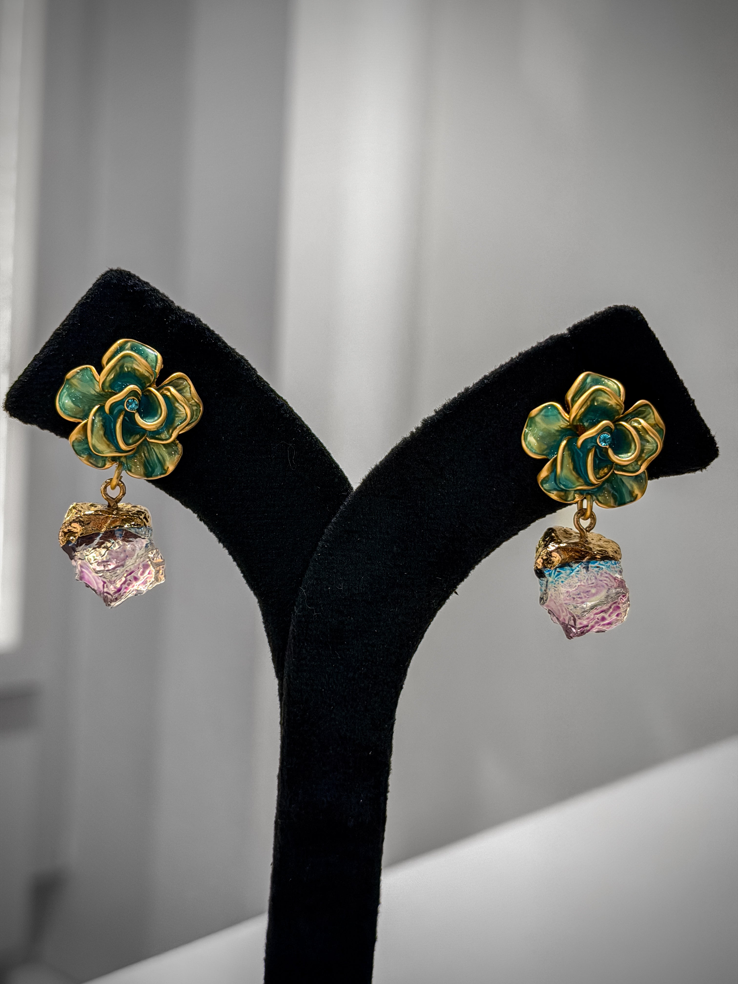 Gold Green Floral Studs Crystal Drop Earrings Set