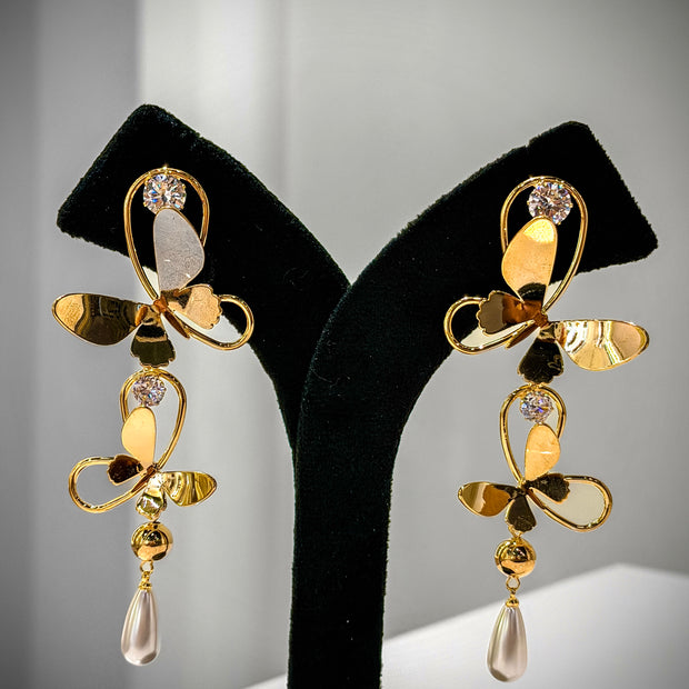 Gold Floral Drop Pearl Earrings Set