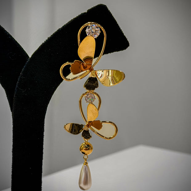 Gold Floral Drop Pearl Earrings Set